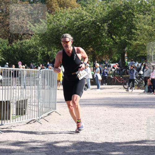14.09.2025 - Stadtparktriathlon Strokosch-Dieckow http://msf.ph/oto/8897185 14.09.2025 13:31:22 Ziel 1297, 1367 meine-sportfotos.de