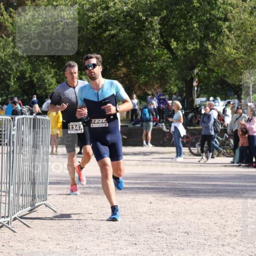 14.09.2025 - Stadtparktriathlon Strokosch-Dieckow http://msf.ph/oto/8897231 14.09.2025 13:32:36 Ziel 1264, 1347, 1352 meine-sportfotos.de