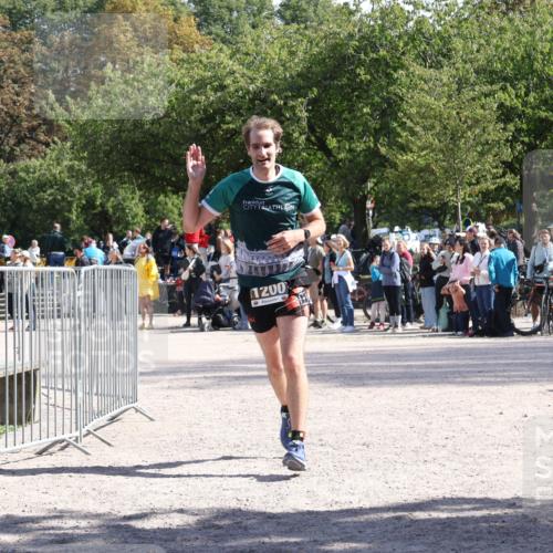 14.09.2025 - Stadtparktriathlon Strokosch-Dieckow http://msf.ph/oto/8897267 14.09.2025 13:33:14 Ziel 1200, 1355 meine-sportfotos.de