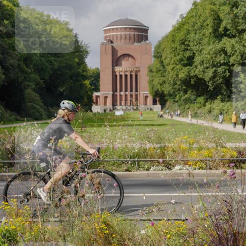14.09.2025 - Stadtparktriathlon Michael Burmester http://msf.ph/oto/8897271 14.09.2025 12:33:53 Radfahren 1208, 1246, 1260, 1276, 1297, 1304 meine-sportfotos.de