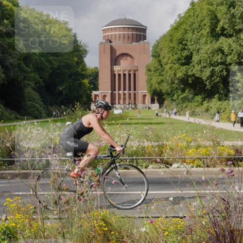 14.09.2025 - Stadtparktriathlon Michael Burmester http://msf.ph/oto/8897274 14.09.2025 12:33:54 Radfahren 1208, 1246, 1260, 1276, 1297, 1304 meine-sportfotos.de