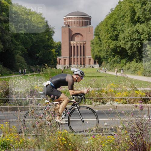 14.09.2025 - Stadtparktriathlon Michael Burmester http://msf.ph/oto/8897291 14.09.2025 12:34:25 Radfahren 1167, 1382 meine-sportfotos.de