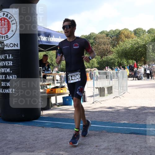 14.09.2025 - Stadtparktriathlon Strokosch-Dieckow http://msf.ph/oto/8897315 14.09.2025 13:34:04 Ziel 1400 meine-sportfotos.de