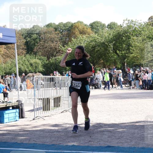 14.09.2025 - Stadtparktriathlon Strokosch-Dieckow http://msf.ph/oto/8897327 14.09.2025 13:34:20 Ziel 1256 meine-sportfotos.de