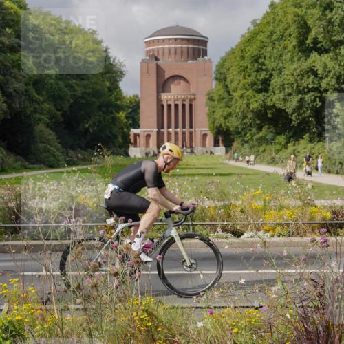 14.09.2025 - Stadtparktriathlon Michael Burmester http://msf.ph/oto/8897338 14.09.2025 12:35:42 Radfahren 1218, 1252, 1296, 1385, 1391, 1400, 1415 meine-sportfotos.de