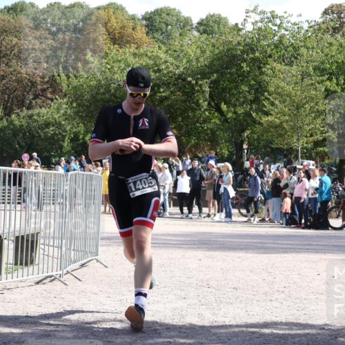 14.09.2025 - Stadtparktriathlon Strokosch-Dieckow http://msf.ph/oto/8897345 14.09.2025 13:34:31 Ziel 1405, 1413 meine-sportfotos.de