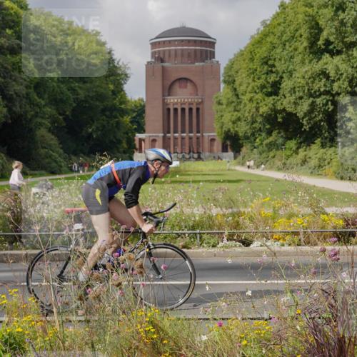 14.09.2025 - Stadtparktriathlon Michael Burmester http://msf.ph/oto/8897364 14.09.2025 12:36:08 Radfahren 1176, 1286, 1399 meine-sportfotos.de