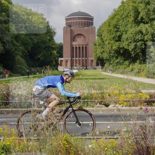 14.09.2025 - Stadtparktriathlon Michael Burmester http://msf.ph/oto/8897383 14.09.2025 12:36:47 Radfahren 1151, 1264, 1298, 1311, 1361, 1365, 1377, 1405 meine-sportfotos.de