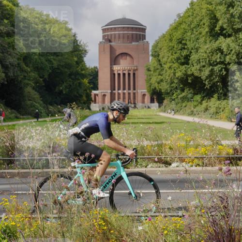 14.09.2025 - Stadtparktriathlon Michael Burmester http://msf.ph/oto/8897386 14.09.2025 12:36:51 Radfahren 1151, 1298, 1311, 1315, 1361, 1365, 1380, 1405 meine-sportfotos.de