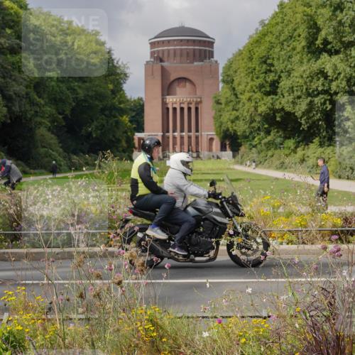 14.09.2025 - Stadtparktriathlon Michael Burmester http://msf.ph/oto/8897388 14.09.2025 12:36:51 Radfahren 1151, 1298, 1311, 1315, 1361, 1365, 1380, 1405 meine-sportfotos.de