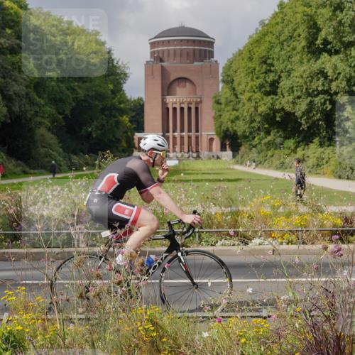 14.09.2025 - Stadtparktriathlon Michael Burmester http://msf.ph/oto/8897392 14.09.2025 12:36:52 Radfahren 1151, 1298, 1311, 1315, 1361, 1365, 1380, 1405 meine-sportfotos.de