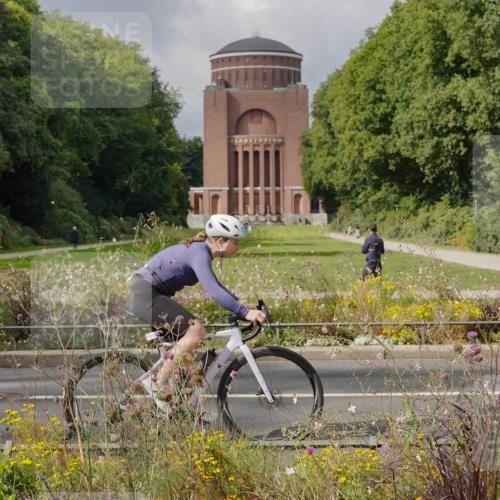 14.09.2025 - Stadtparktriathlon Michael Burmester http://msf.ph/oto/8897394 14.09.2025 12:36:53 Radfahren 1298, 1311, 1315, 1361, 1365, 1380, 1388, 1405 meine-sportfotos.de
