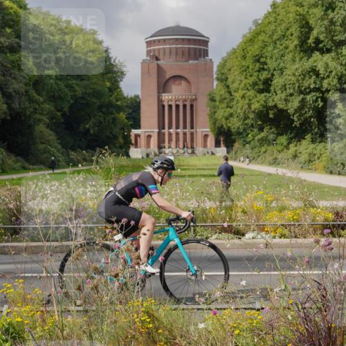 14.09.2025 - Stadtparktriathlon Michael Burmester http://msf.ph/oto/8897397 14.09.2025 12:36:54 Radfahren 1298, 1311, 1315, 1361, 1365, 1380, 1388, 1405 meine-sportfotos.de