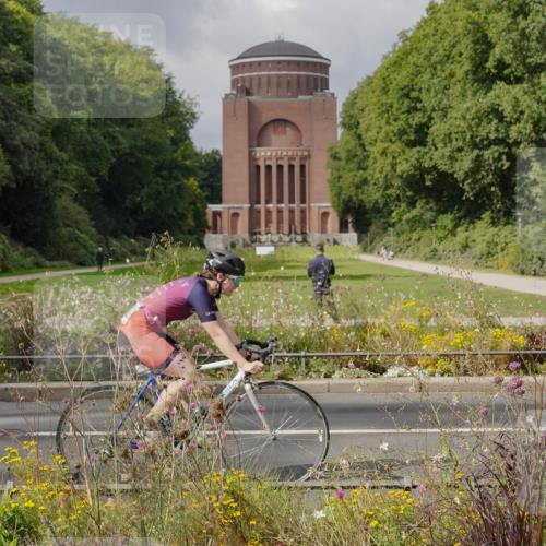 14.09.2025 - Stadtparktriathlon Michael Burmester http://msf.ph/oto/8897402 14.09.2025 12:36:58 Radfahren 1293, 1298, 1311, 1315, 1380, 1388 meine-sportfotos.de