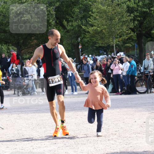14.09.2025 - Stadtparktriathlon Strokosch-Dieckow http://msf.ph/oto/8897404 14.09.2025 13:35:25 Ziel 1215, 1391 meine-sportfotos.de