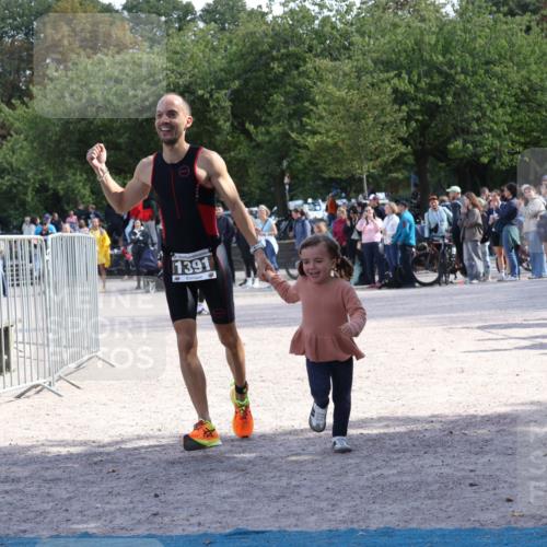 14.09.2025 - Stadtparktriathlon Strokosch-Dieckow http://msf.ph/oto/8897408 14.09.2025 13:35:26 Ziel 1215, 1391 meine-sportfotos.de