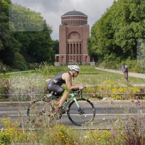 14.09.2025 - Stadtparktriathlon Michael Burmester http://msf.ph/oto/8897417 14.09.2025 12:37:18 Radfahren 1200, 1283, 1322, 1356, 1367, 1381, 1386, 1404, 1407 meine-sportfotos.de