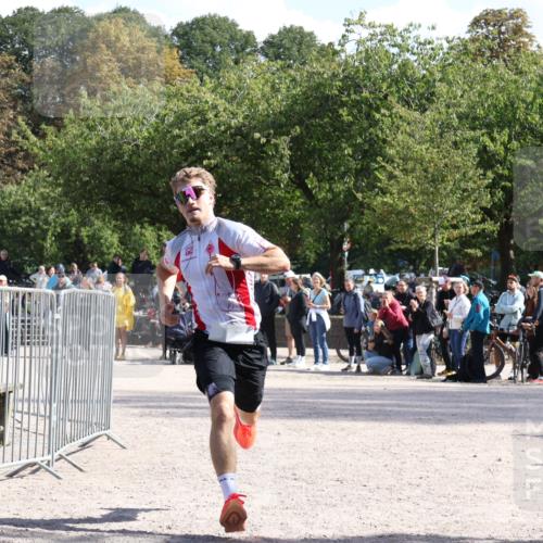 14.09.2025 - Stadtparktriathlon Strokosch-Dieckow http://msf.ph/oto/8897418 14.09.2025 13:35:45 Ziel 1353, 1385, 1390, 1407 meine-sportfotos.de