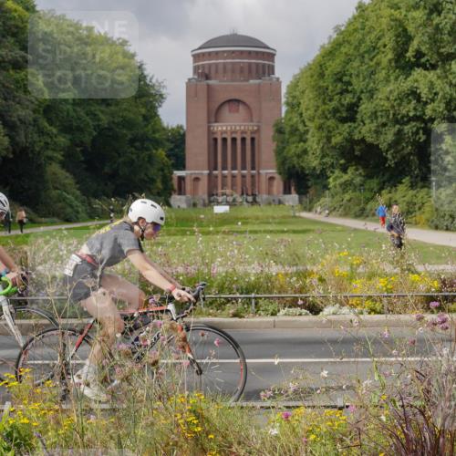 14.09.2025 - Stadtparktriathlon Michael Burmester http://msf.ph/oto/8897420 14.09.2025 12:37:19 Radfahren 1200, 1283, 1322, 1356, 1367, 1381, 1386, 1404, 1407 meine-sportfotos.de