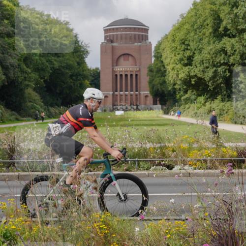 14.09.2025 - Stadtparktriathlon Michael Burmester http://msf.ph/oto/8897443 14.09.2025 12:37:38 Radfahren 1256, 1319, 1340, 1420 meine-sportfotos.de