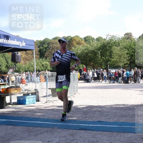 14.09.2025 - Stadtparktriathlon Strokosch-Dieckow http://msf.ph/oto/8897444 14.09.2025 13:35:51 Ziel 1232, 1353, 1385, 1390, 1407 meine-sportfotos.de