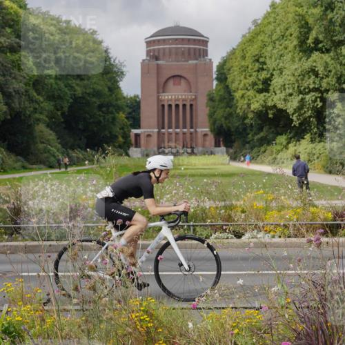 14.09.2025 - Stadtparktriathlon Michael Burmester http://msf.ph/oto/8897448 14.09.2025 12:37:42 Radfahren 1291, 1340, 1420 meine-sportfotos.de
