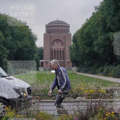 14.09.2025 - Stadtparktriathlon Michael Burmester http://msf.ph/oto/8897468 14.09.2025 08:54:28 Radfahren 330 meine-sportfotos.de
