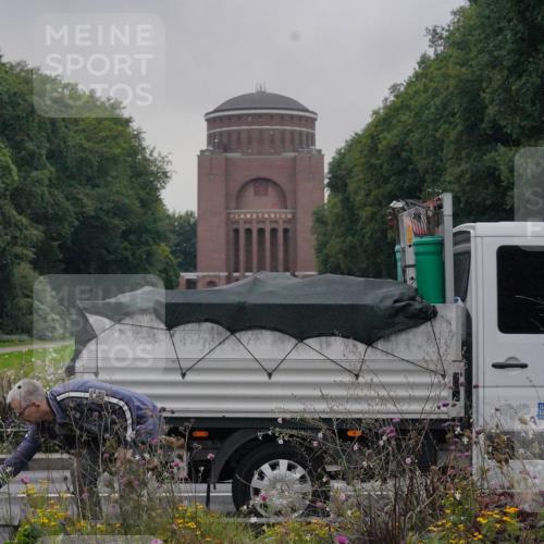 14.09.2025 - Stadtparktriathlon Michael Burmester http://msf.ph/oto/8897473 14.09.2025 08:54:29 Radfahren 330 meine-sportfotos.de