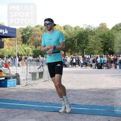 14.09.2025 - Stadtparktriathlon Strokosch-Dieckow http://msf.ph/oto/8897479 14.09.2025 13:36:23 Ziel 1222, 1359 meine-sportfotos.de