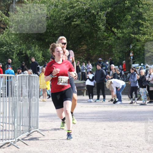 14.09.2025 - Stadtparktriathlon Strokosch-Dieckow http://msf.ph/oto/8897548 14.09.2025 13:37:52 Ziel 1258, 1356, 1392 meine-sportfotos.de