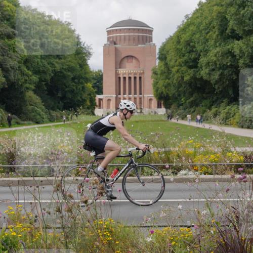 14.09.2025 - Stadtparktriathlon Michael Burmester http://msf.ph/oto/8897589 14.09.2025 12:39:14 Radfahren 1145, 1263, 1347, 1413, 1414 meine-sportfotos.de
