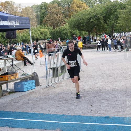 14.09.2025 - Stadtparktriathlon Strokosch-Dieckow http://msf.ph/oto/8897590 14.09.2025 13:38:28 Ziel 1251, 1288, 1396 meine-sportfotos.de