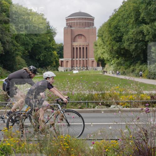 14.09.2025 - Stadtparktriathlon Michael Burmester http://msf.ph/oto/8897602 14.09.2025 12:39:28 Radfahren 1251, 1278, 1360 meine-sportfotos.de