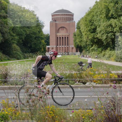 14.09.2025 - Stadtparktriathlon Michael Burmester http://msf.ph/oto/8897607 14.09.2025 12:39:39 Radfahren 1317, 1321, 1335, 1410, 1417 meine-sportfotos.de