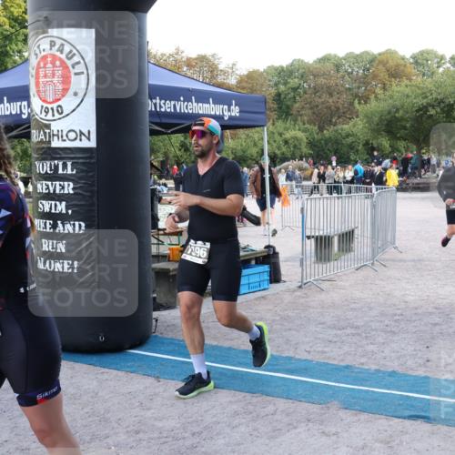 14.09.2025 - Stadtparktriathlon Strokosch-Dieckow http://msf.ph/oto/8897615 14.09.2025 13:38:35 Ziel 1251, 1288, 1293, 1396 meine-sportfotos.de