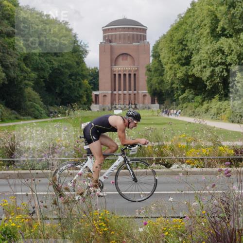 14.09.2025 - Stadtparktriathlon Michael Burmester http://msf.ph/oto/8897621 14.09.2025 12:39:47 Radfahren 1317, 1321, 1327, 1335, 1394, 1417 meine-sportfotos.de