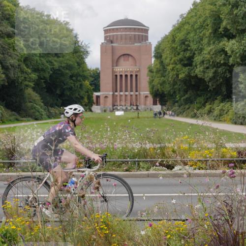 14.09.2025 - Stadtparktriathlon Michael Burmester http://msf.ph/oto/8897646 14.09.2025 12:40:05 Radfahren 1237, 1239, 1254, 1261, 1288, 1301, 1371 meine-sportfotos.de