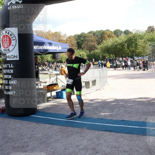 14.09.2025 - Stadtparktriathlon Strokosch-Dieckow http://msf.ph/oto/8897673 14.09.2025 13:39:32 Ziel 1361 meine-sportfotos.de