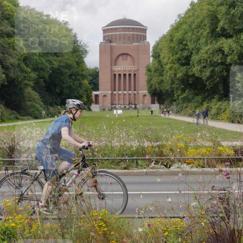 14.09.2025 - Stadtparktriathlon Michael Burmester http://msf.ph/oto/8897720 14.09.2025 12:40:45 Radfahren 1245, 1249, 1268, 1277, 1279, 1306 meine-sportfotos.de