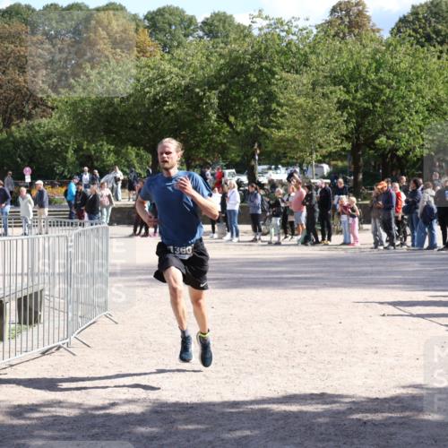14.09.2025 - Stadtparktriathlon Strokosch-Dieckow http://msf.ph/oto/8897745 14.09.2025 13:40:56 Ziel 1360 meine-sportfotos.de