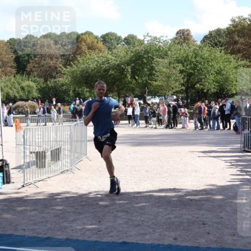 14.09.2025 - Stadtparktriathlon Strokosch-Dieckow http://msf.ph/oto/8897747 14.09.2025 13:40:57 Ziel 1360 meine-sportfotos.de
