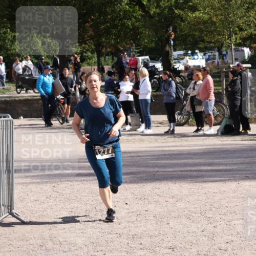 14.09.2025 - Stadtparktriathlon Strokosch-Dieckow http://msf.ph/oto/8897759 14.09.2025 13:41:08 Ziel 1277 meine-sportfotos.de