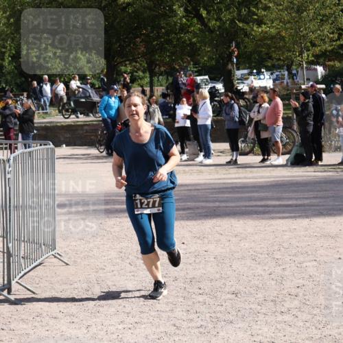 14.09.2025 - Stadtparktriathlon Strokosch-Dieckow http://msf.ph/oto/8897761 14.09.2025 13:41:08 Ziel 1277 meine-sportfotos.de