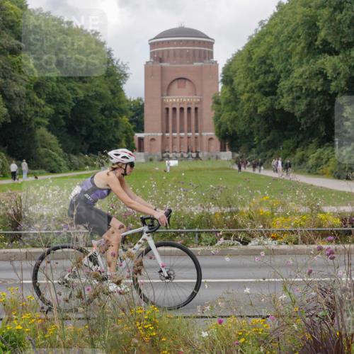 14.09.2025 - Stadtparktriathlon Michael Burmester http://msf.ph/oto/8897780 14.09.2025 12:41:22 Radfahren 1229, 1255, 1328, 1329, 1332, 1336, 1403 meine-sportfotos.de