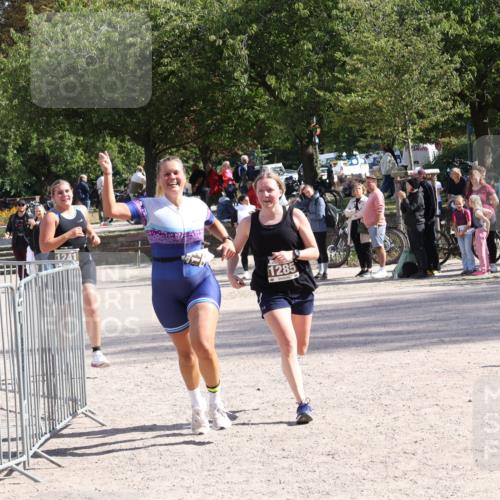 14.09.2025 - Stadtparktriathlon Strokosch-Dieckow http://msf.ph/oto/8897781 14.09.2025 13:41:17 Ziel 1237, 1241, 1285 meine-sportfotos.de