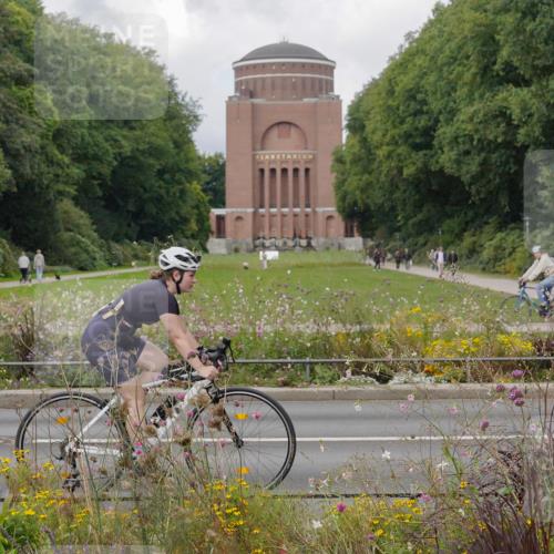 14.09.2025 - Stadtparktriathlon Michael Burmester http://msf.ph/oto/8897784 14.09.2025 12:41:23 Radfahren 1228, 1229, 1255, 1328, 1329, 1332, 1336, 1403 meine-sportfotos.de