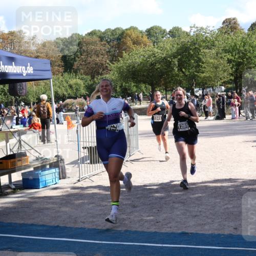 14.09.2025 - Stadtparktriathlon Strokosch-Dieckow http://msf.ph/oto/8897788 14.09.2025 13:41:18 Ziel 1237, 1241, 1285 meine-sportfotos.de