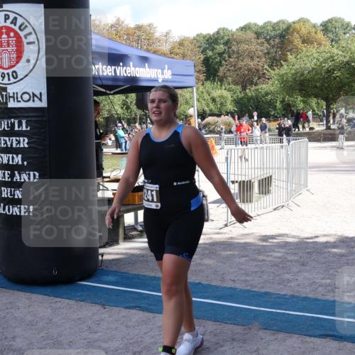14.09.2025 - Stadtparktriathlon Strokosch-Dieckow http://msf.ph/oto/8897807 14.09.2025 13:41:21 Ziel 1237, 1241, 1285 meine-sportfotos.de