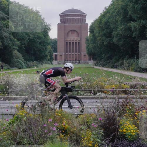 14.09.2025 - Stadtparktriathlon Michael Burmester http://msf.ph/oto/8897813 14.09.2025 09:00:56 Radfahren 314, 344, 374 meine-sportfotos.de