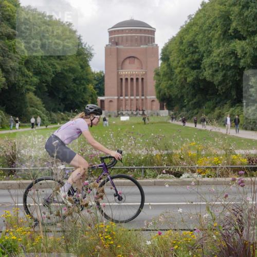 14.09.2025 - Stadtparktriathlon Michael Burmester http://msf.ph/oto/8897815 14.09.2025 12:41:38 Radfahren 1287, 1304, 1334, 1343, 1353 meine-sportfotos.de